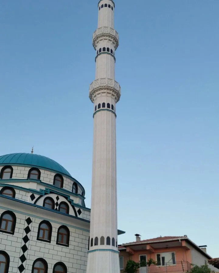 Manisa Gördes Güneşli Mahallesi